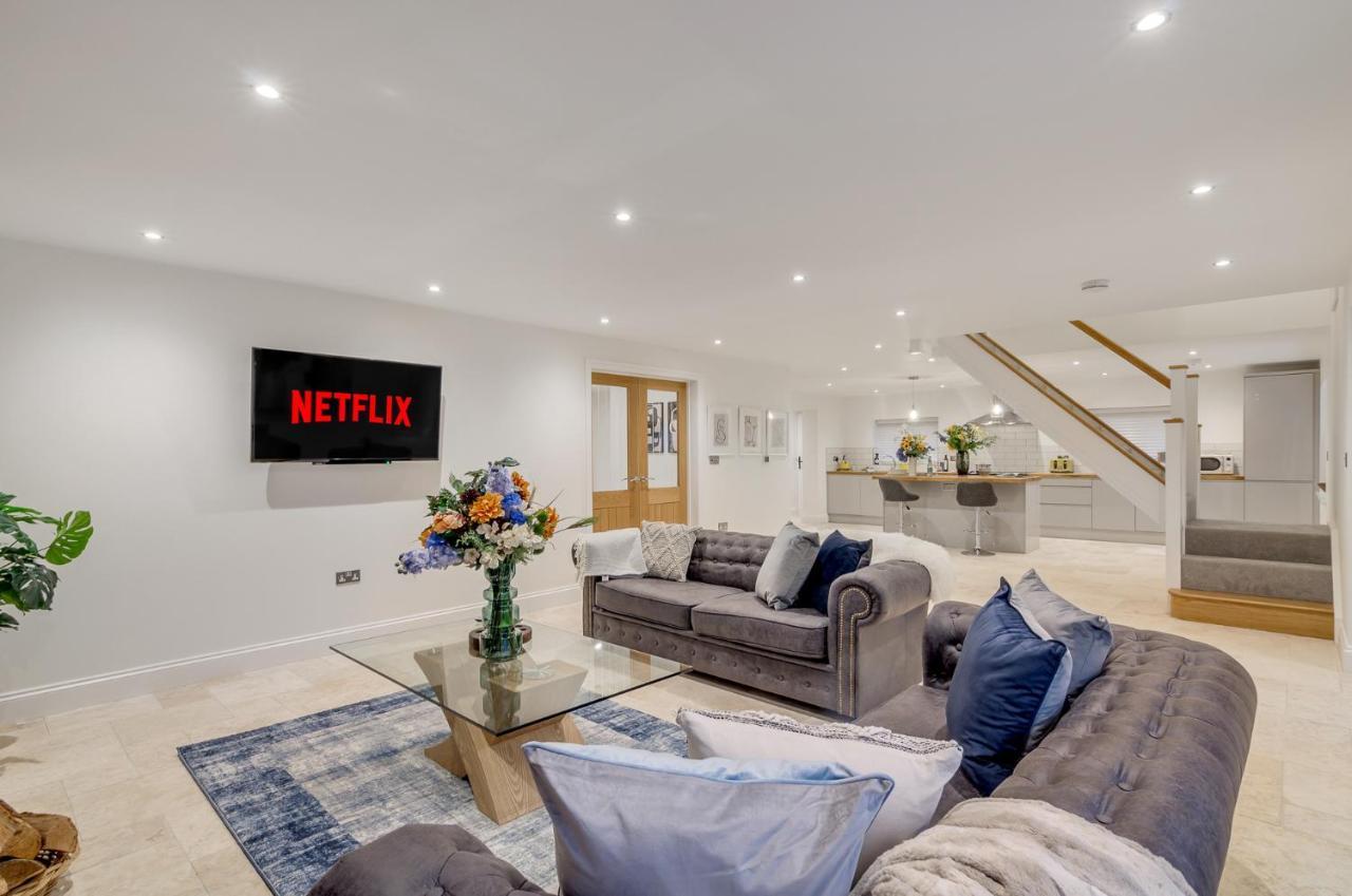 Spacious 6-Bed Home, Near The Norfolk Broads Clippesby Exteriér fotografie