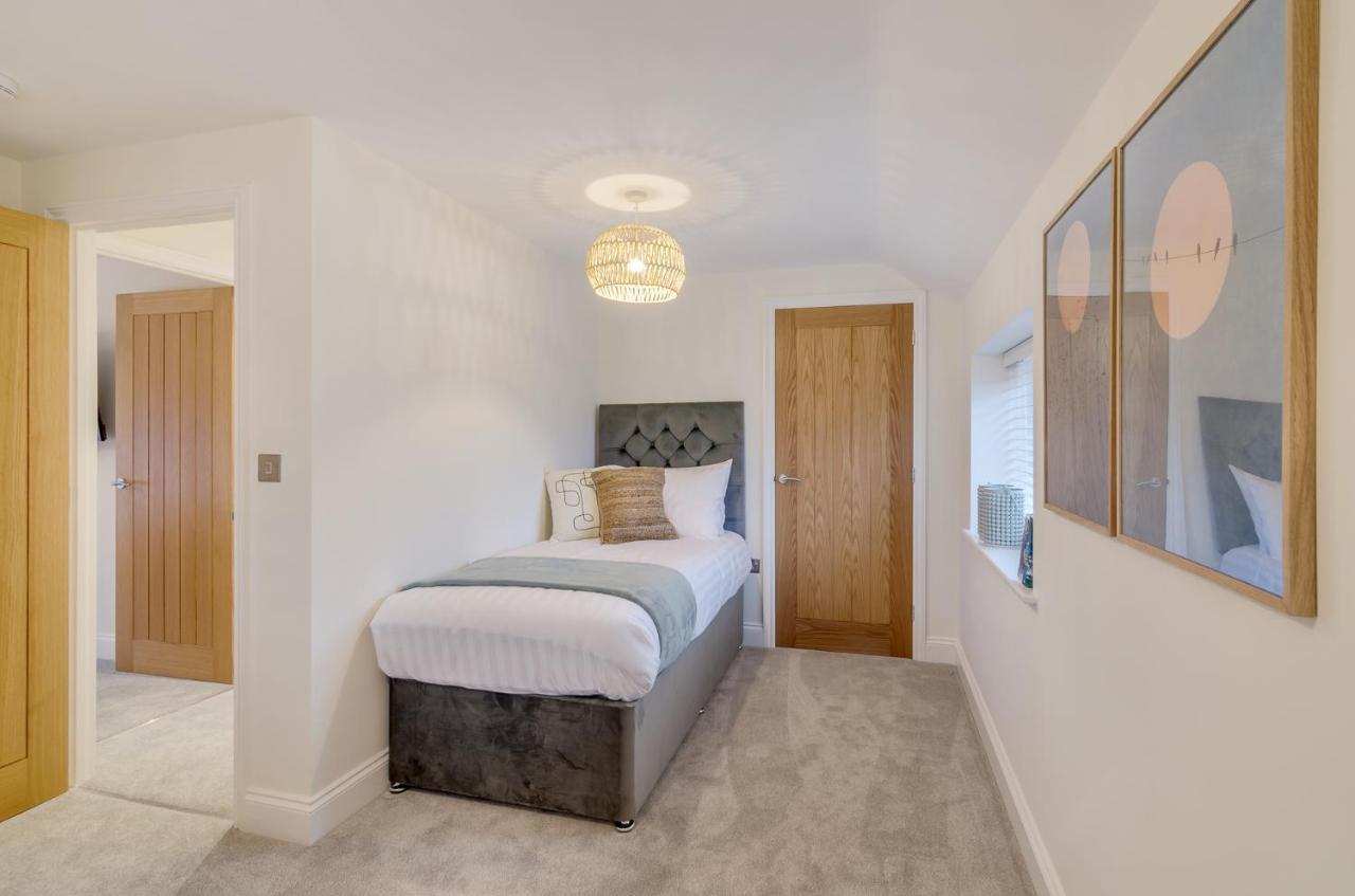 Spacious 6-Bed Home, Near The Norfolk Broads Clippesby Exteriér fotografie