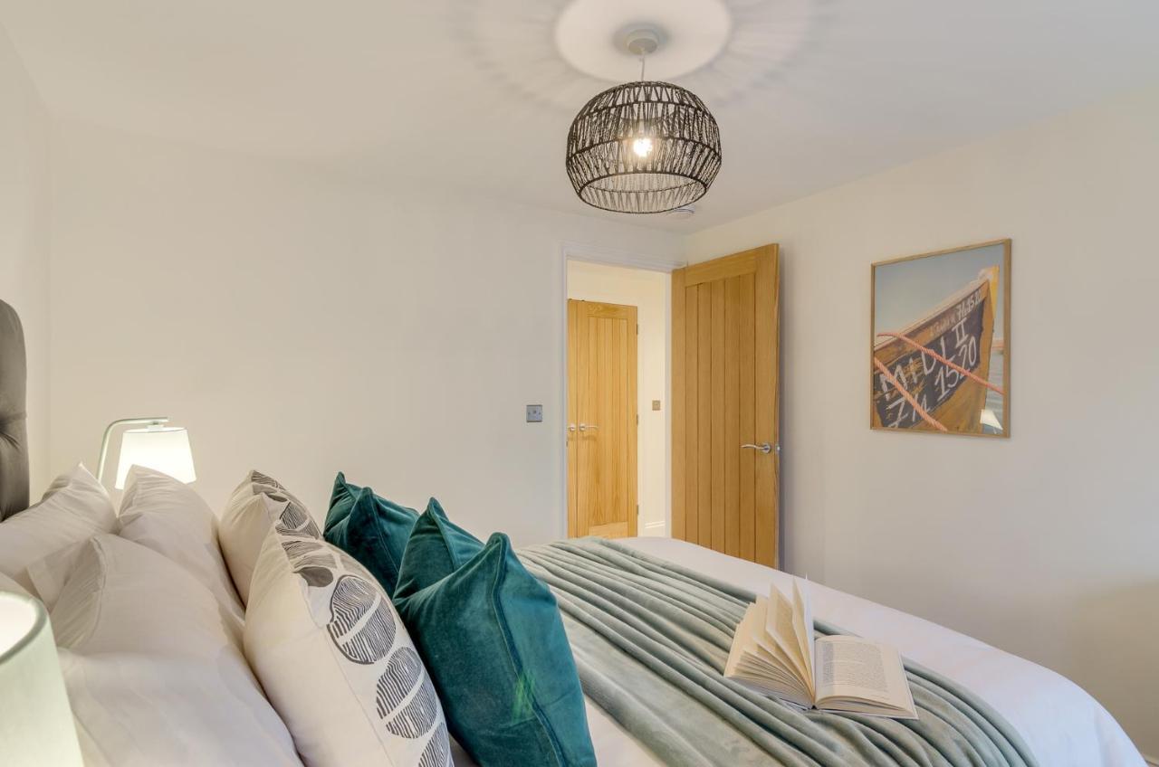 Spacious 6-Bed Home, Near The Norfolk Broads Clippesby Exteriér fotografie