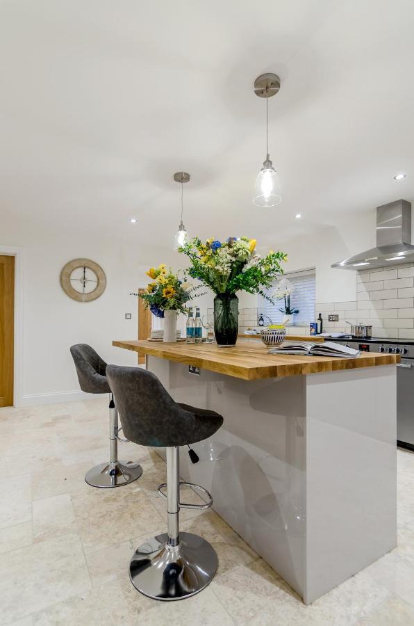 Spacious 6-Bed Home, Near The Norfolk Broads Clippesby Exteriér fotografie