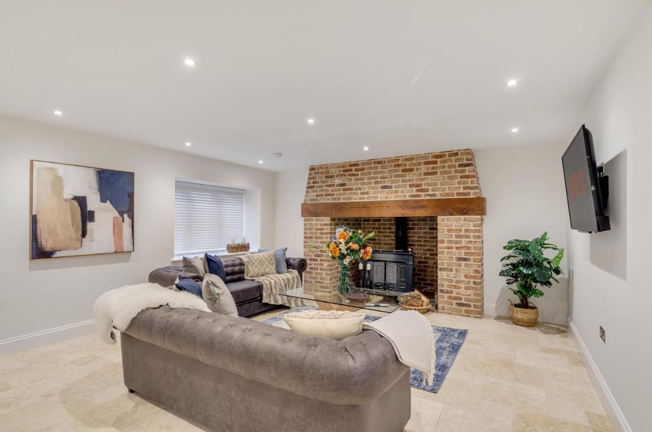 Spacious 6-Bed Home, Near The Norfolk Broads Clippesby Exteriér fotografie